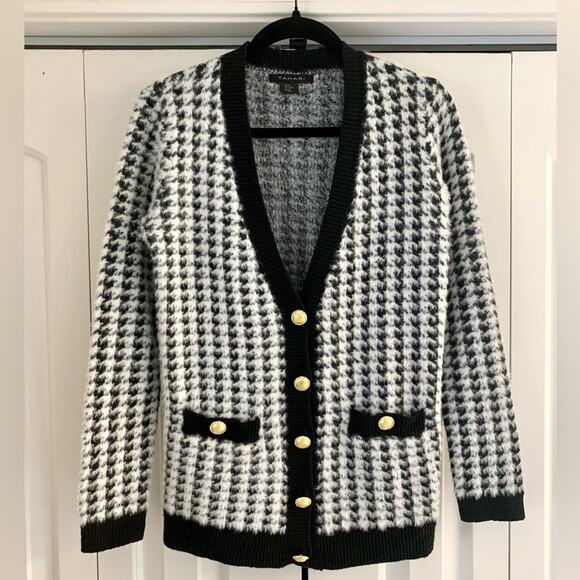 Houndstooth Long Sleeve Thick Cardigan Sweater Fuzzy Gold Buttons Womens XS - Picture 1 of 5